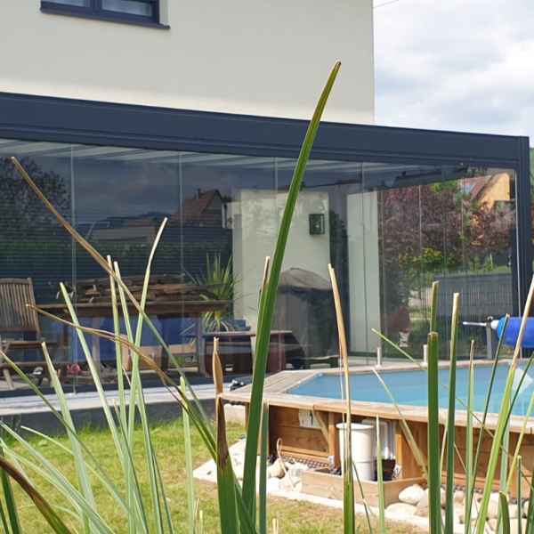 Prisme Véranda - Pergola bioclimatique sur mesure (toile / vitrée) Haut-Rhin (Mulhouse) et le Territoire de Belfort
